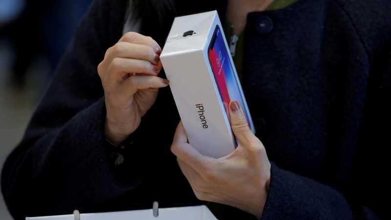 Derita Anak SMA Buruh iPhone X yang Kerja Lembur 11 Jam