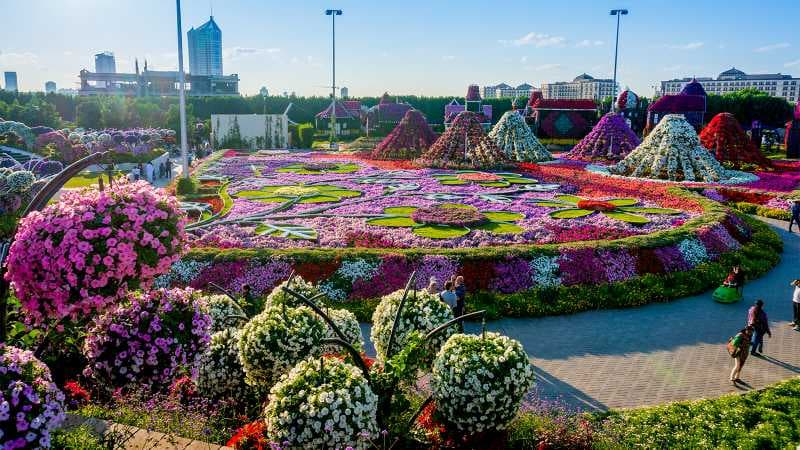 Dihiasi 45 Juta Bunga, Taman Terbesar di Dunia Hadir di Dubai