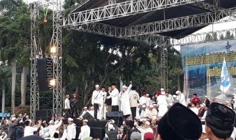 Anies Baswedan Hadir di Tengah Peserta Reuni 212 