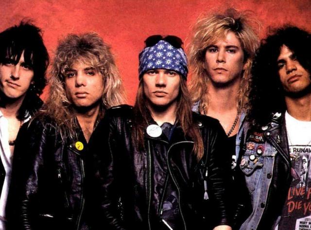 Guns N Roses Tiba di Jakarta Bawa 40 Ton Perlengkapan dan 50 Kru