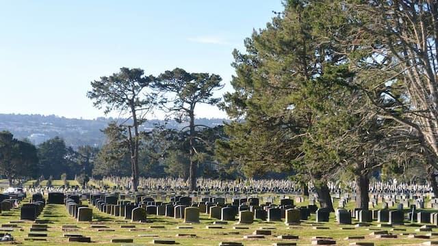 Colma, Kota yang Hidup Berdampingan dengan Jutaan Kuburan