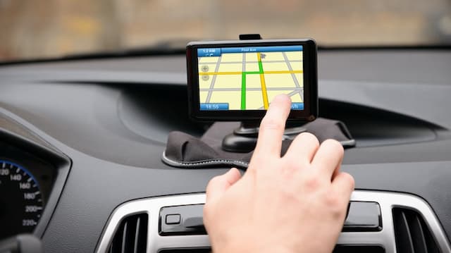 Tak Boleh Dipakai Pengemudi, Benarkah GPS Mengurangi Konsentrasi?