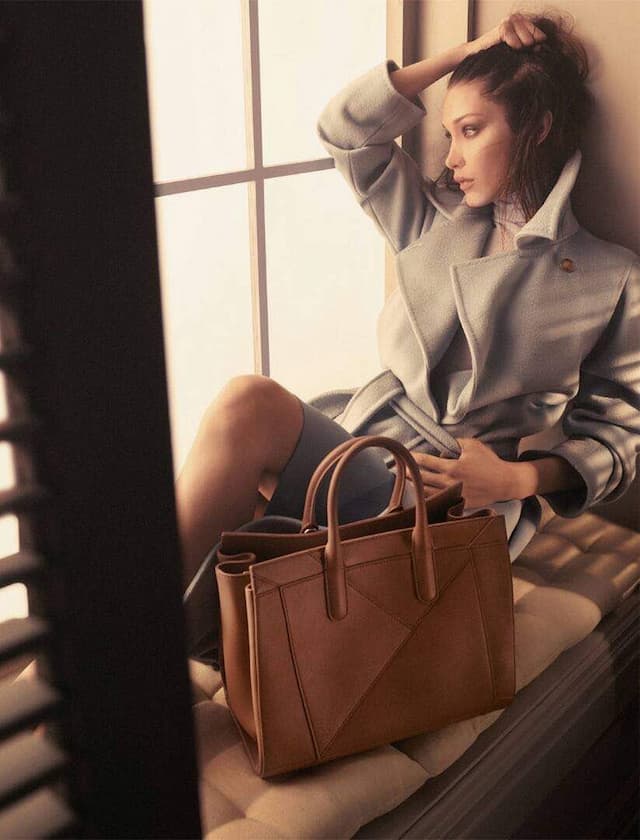 Bella Hadid Membintangi Kampanye Max Mara