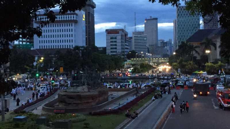 Medan Merdeka Barat Ditutup, Massa Reuni 212 Terus Mengalir ke Monas