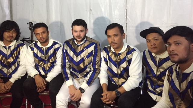 Ridho Rhoma dan Sonet 2 Band Pede Go International Secara Indie