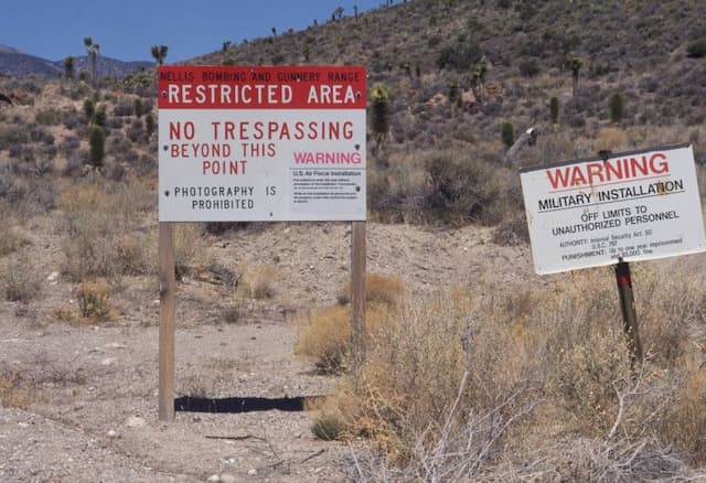 Misteri Area 51, Tempat Paling Terlarang Bagi Umat Manusia. Katanya Ada Alien di Sini!