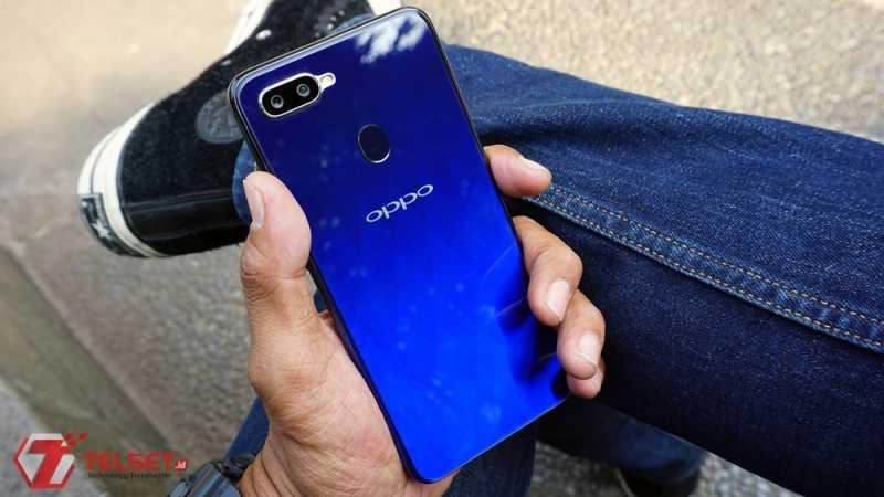 Ukurannya Kecil, “Poni” Oppo F9 Bentuknya Unik