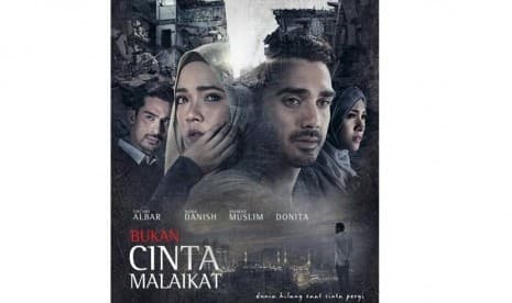 Cantiknya Donita Berhijab di Film Bukan Cinta Malaikat 