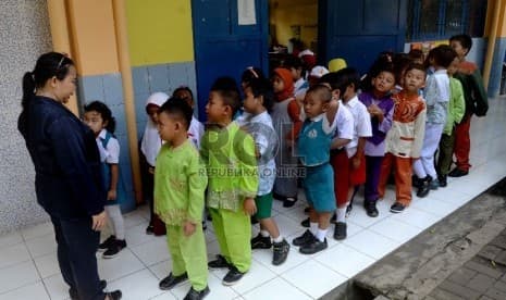 Masuk Sekolah Siang Turunkan Angka Kecelakaan dan Depresi