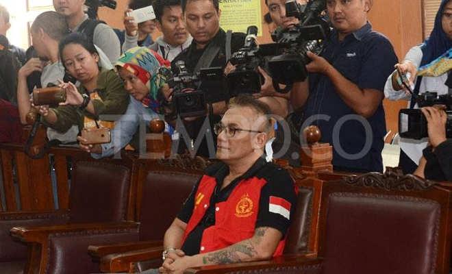 Jalani Sidang Kasus Narkoba, Tio Pakusadewo Muntah-muntah